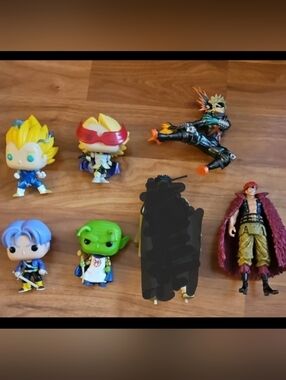 (6) Piece Anime Bundle